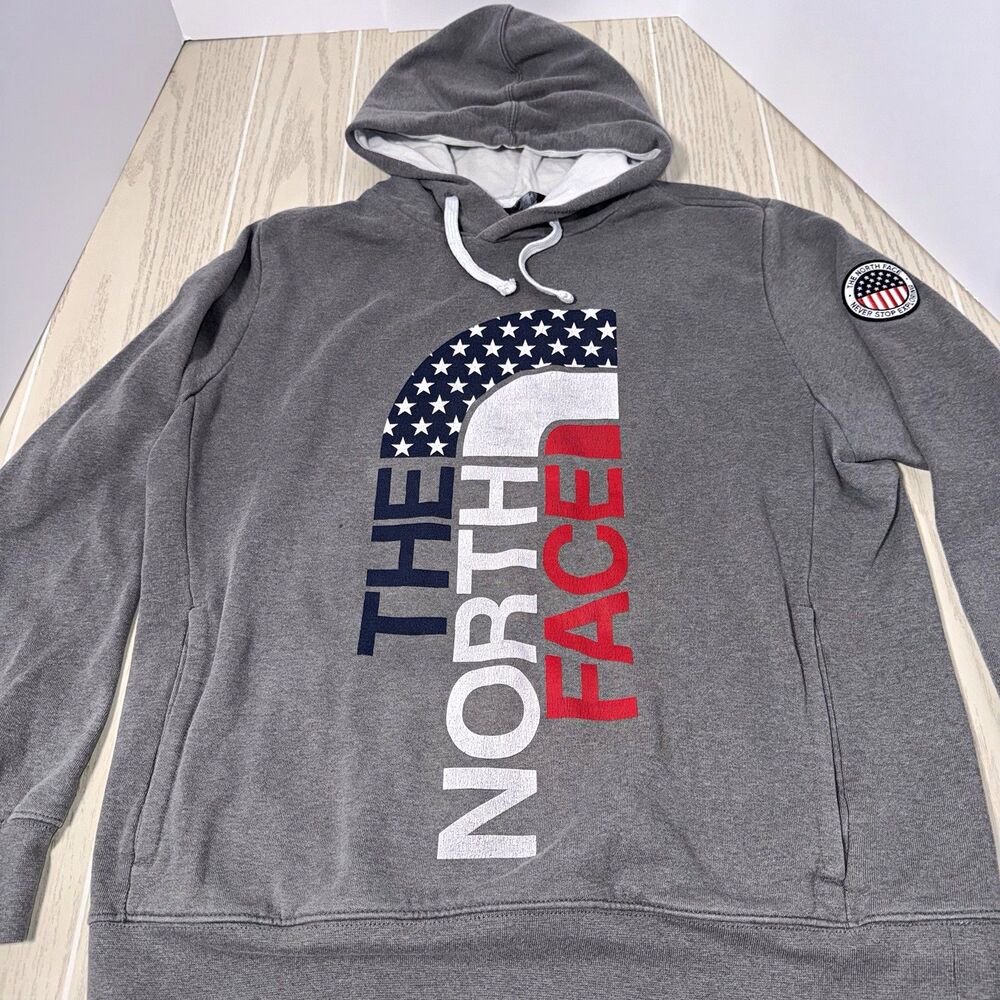 The North Face Men's Gray Pullover Hoodie Size L USA Flag Graphic Logo Fleece